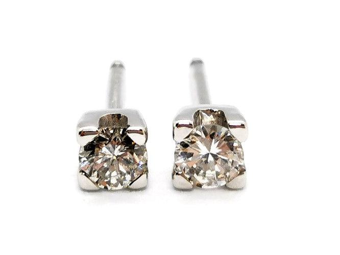 Boucles d'oreilles Boucles d'oreilles Puces Or blanc Diamant 58 Facettes 1089901CD