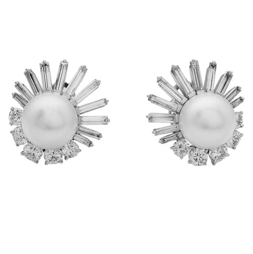 Boucles d'oreilles Boucles d'oreilles signées M.Gérard, platine diamants et perles des Mers du Sud. 58 Facettes 28457