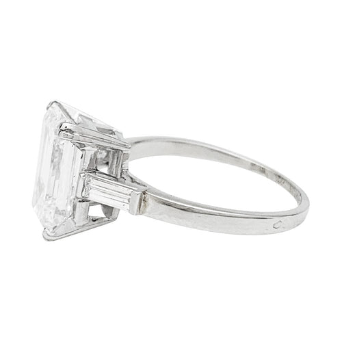 Bague 56 Solitaire diamant taille émeraude 3,82 carats, or et platine. 58 Facettes 30492