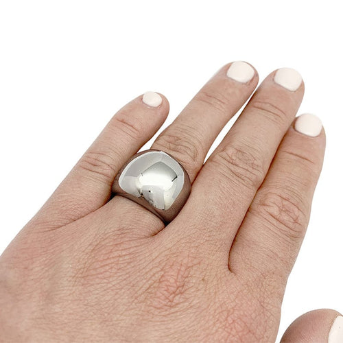 Bague 52 Bague Poiray jonc en or blanc. 58 Facettes 30413