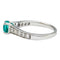 Bague 57 Bague émeraude en or blanc et diamants. 58 Facettes 30589