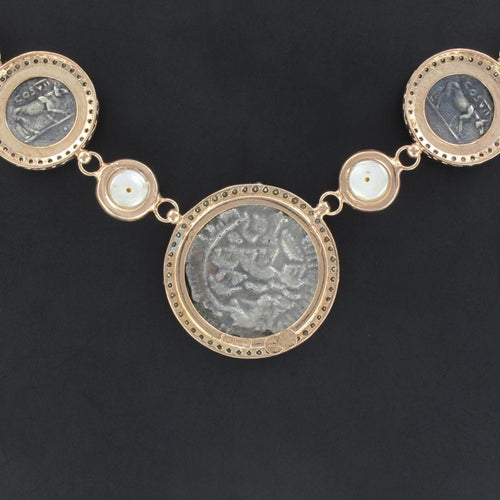 Collier Collier pièces antiques perles et cristaux 58 Facettes DC009