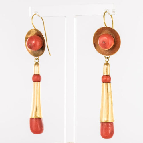 Boucles d'oreilles Boucles d'oreilles pendantes corail et or 58 Facettes 19-258