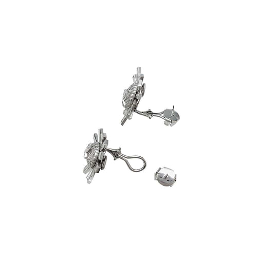 Boucles d'oreilles Boucles d'oreilles "Flocons" en platine et diamants. 58 Facettes 30497