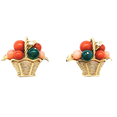 Boucles d'oreilles Boucles d'oreilles Van Cleef & Arpels " Paniers de fruits" en or jaune, corail, chrysoprases et diamants. 58 Facettes 30027