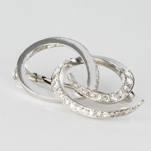 Broche Broche en or blanc et diamants 58 Facettes 19-156