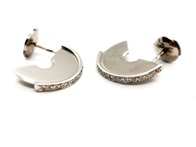 Boucles d'oreilles Boucles d'oreilles Or blanc Diamant 58 Facettes 1126587CN