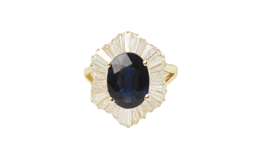 Bague 54 Bague Jupe en or jaune, saphir ovale et diamants 58 Facettes 32522
