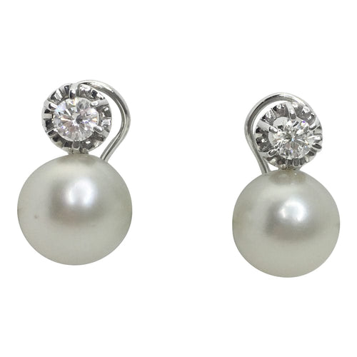 Boucles d'oreilles Boucles d'oreilles or blanc, diamants, perles. 58 Facettes 28747