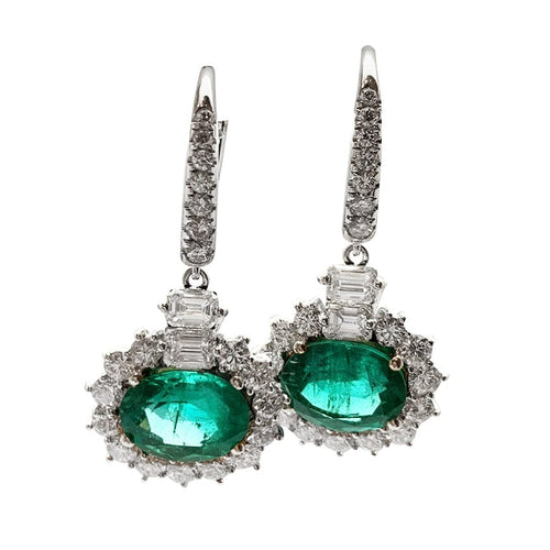 Boucles d'oreilles Boucles d'oreilles en blanc, émeraudes et diamants 58 Facettes 30397