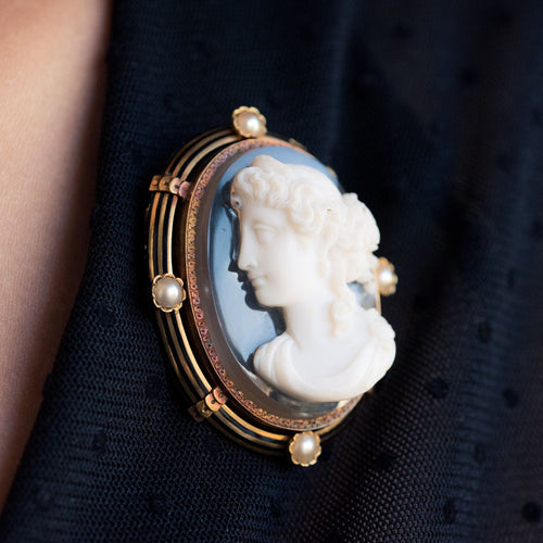 Broche Broche ancienne Camée sur Agate et Perles fines 58 Facettes 99-327