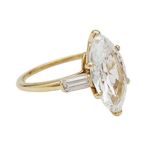 Bague 53 Bague Cartier en or jaune, diamant navette 3,15 carats. 58 Facettes 29270-1