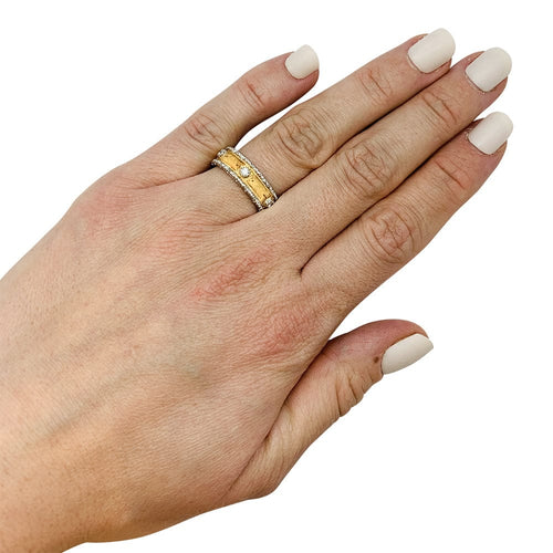 Bague 52 Alliance Buccellati 2 ors 750/000, modèle "Fusi", diamants. 58 Facettes 30247