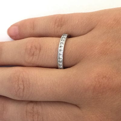 Bague 55 Bague alliance Cartier en platine, diamants taille princesse. 58 Facettes 25299-1
