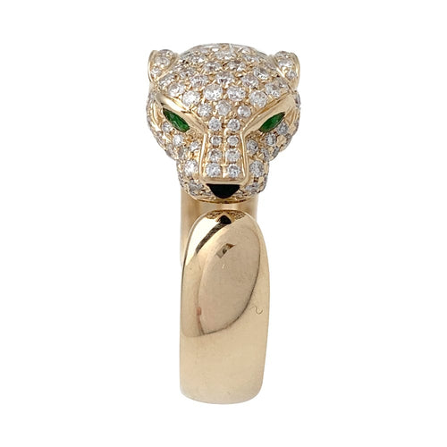 Bague 67 Bague Cartier modèle "Panthère" en or jaune, onyx, émeraudes et diamants. 58 Facettes 29715-1