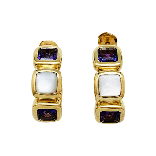 Boucles d'oreilles Boucles d'oreilles Van Cleef & Arpels "Saint Germain" en or jaune, améthystes et nacres. 58 Facettes 30290