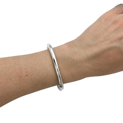 Bracelet Bracelet jonc rigide carré en or blanc 58 Facettes 30360