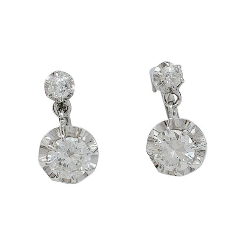 Boucles d'oreilles Dormeuses en platine et diamants. 58 Facettes 30176