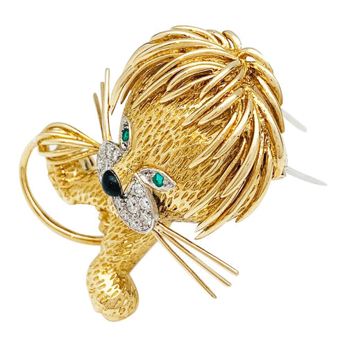 Broche Broche Van Cleef et Arpels "Lion ébouriffé" en or jaune, diamants, émeraudes et émail. 58 Facettes 30126