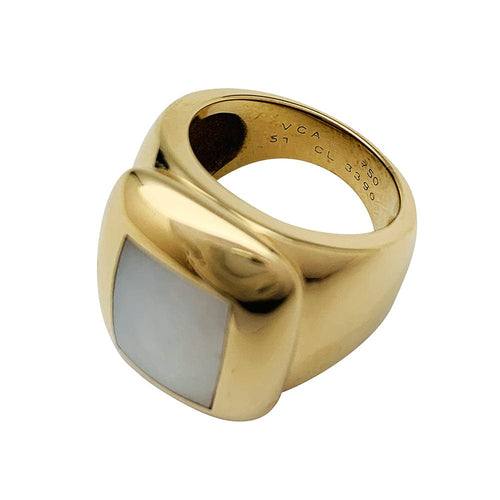 Bague 51 Bague Van Cleef & Arpels, collection "Babylone", or jaune, nacre. 58 Facettes 30447
