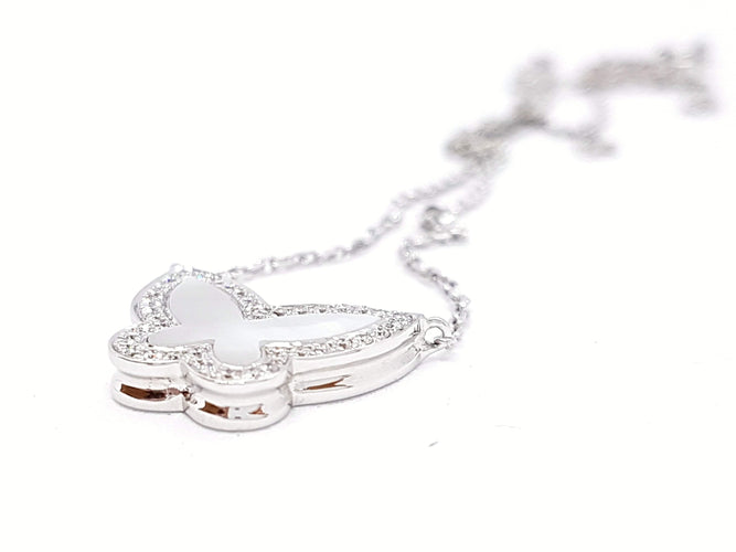 Collier Collier Chaîne + pendentif Or blanc Diamant 58 Facettes 06168CD