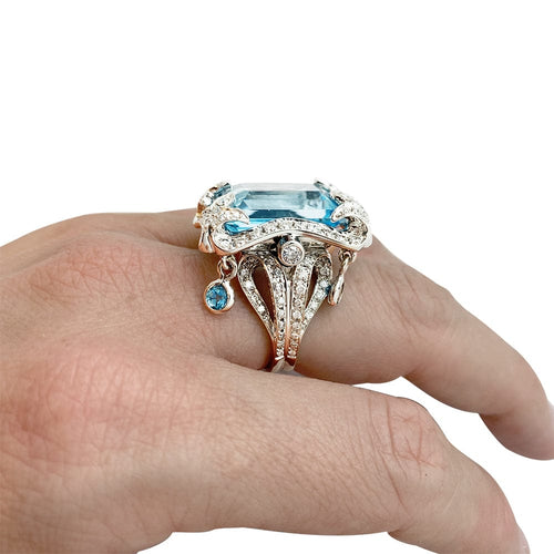 Bague 52 Bague Edouard Nahum "Sterina" or blanc diamants et topaze 58 Facettes 30314