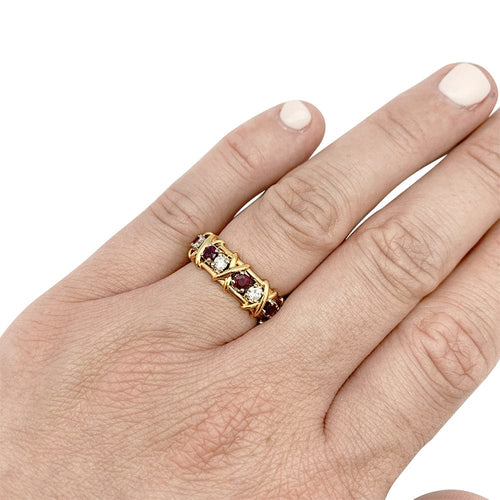Bague 50 Bague Tiffany&Co. "Sixteen Stones", or jaune, platine, diamants et rubis. 58 Facettes 30402
