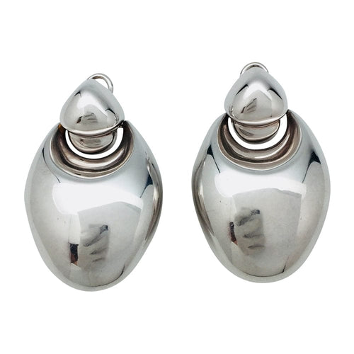 Boucles d'oreilles Boucles d'oreilles pendantes en or blanc. 58 Facettes 28447