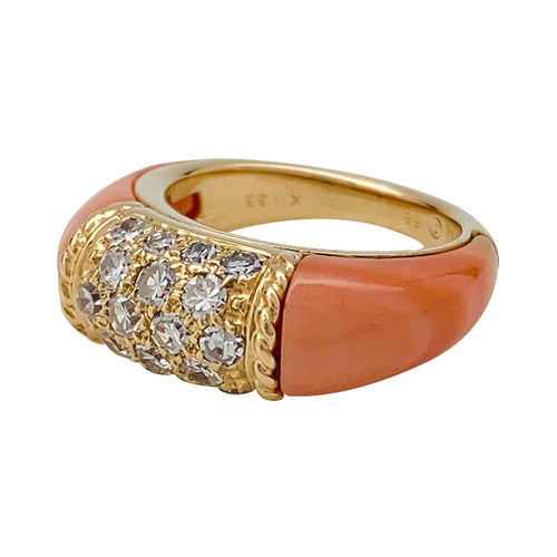 Bague 44 Bague Van Cleef et Arpels "Philippine" en or jaune, corail rose et diamants. 58 Facettes 29806-1