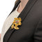 Broche Broche Cartier, "Fleur" en or jaune, diamants, émeraudes, rubis et saphirs. 58 Facettes 30236