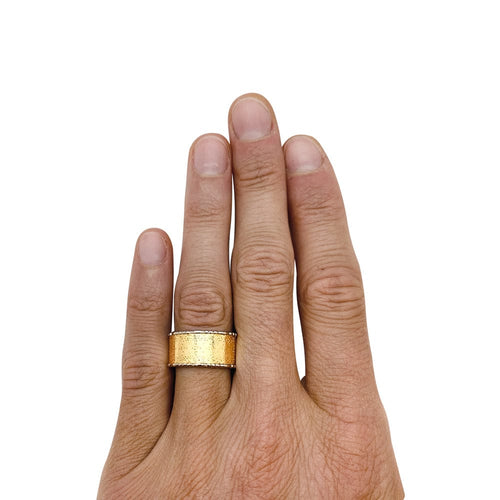 Bague 54 Bague Buccellati en or jaune et blanc. 58 Facettes 29952