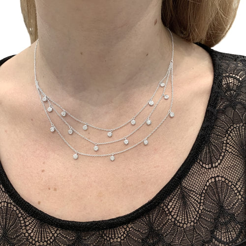 Collier Collier draperie en or blanc et diamants. 58 Facettes 29478