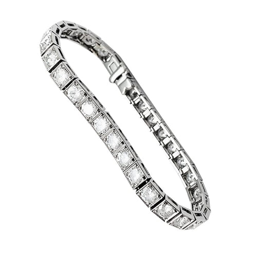 Bracelet Bracelet ligne en platine et diamants. 58 Facettes 30261