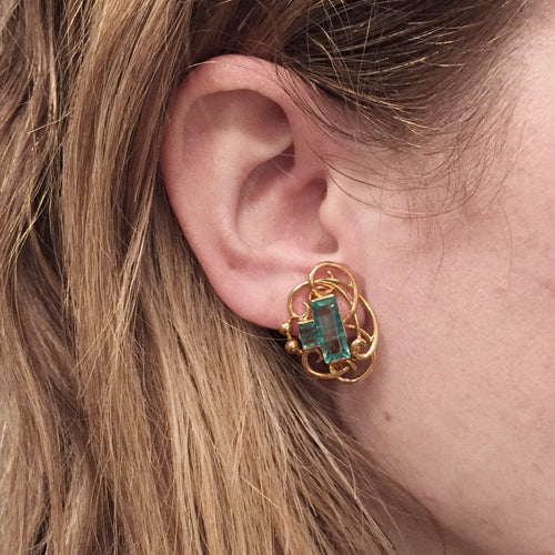 Boucles d'oreilles Boucles d'oreilles vintage, or jaune et émeraudes. 58 Facettes 29015