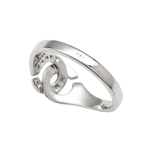 Bague 51 Bague Dinh Van "Menottes R8" en or blanc, diamants. 58 Facettes 30380